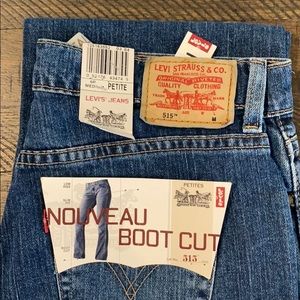 Levi’s Nouveau Boot Cut Jeans (Lot 515)!
